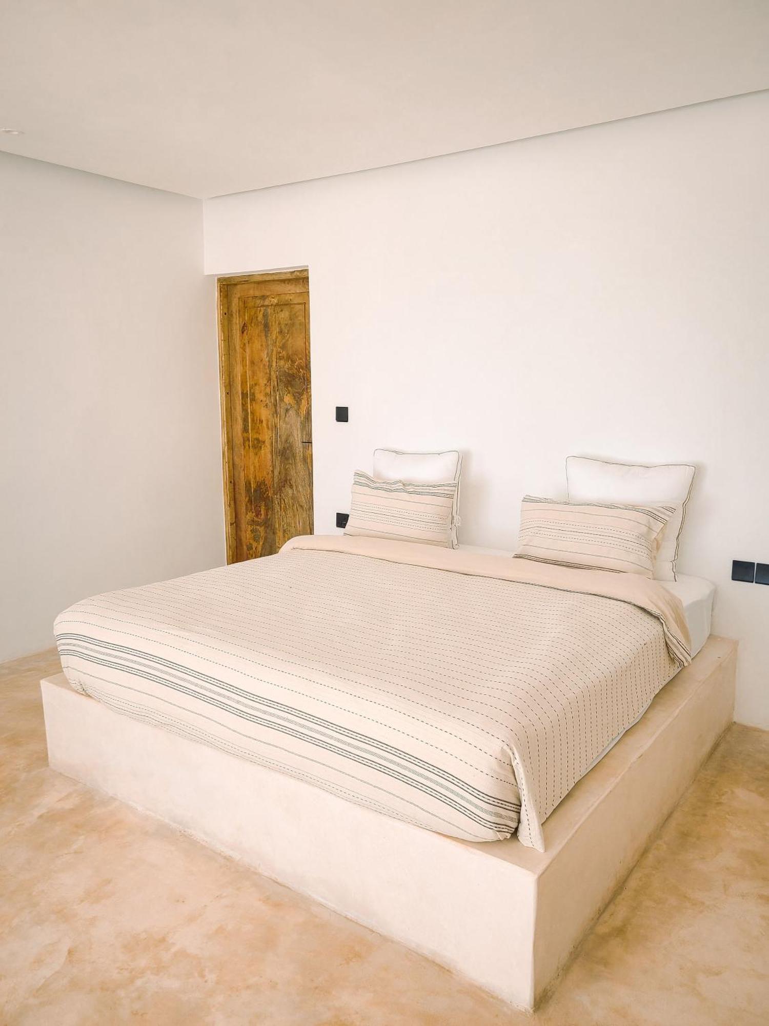 Le Saint Tropez Otel Kidoti Dış mekan fotoğraf